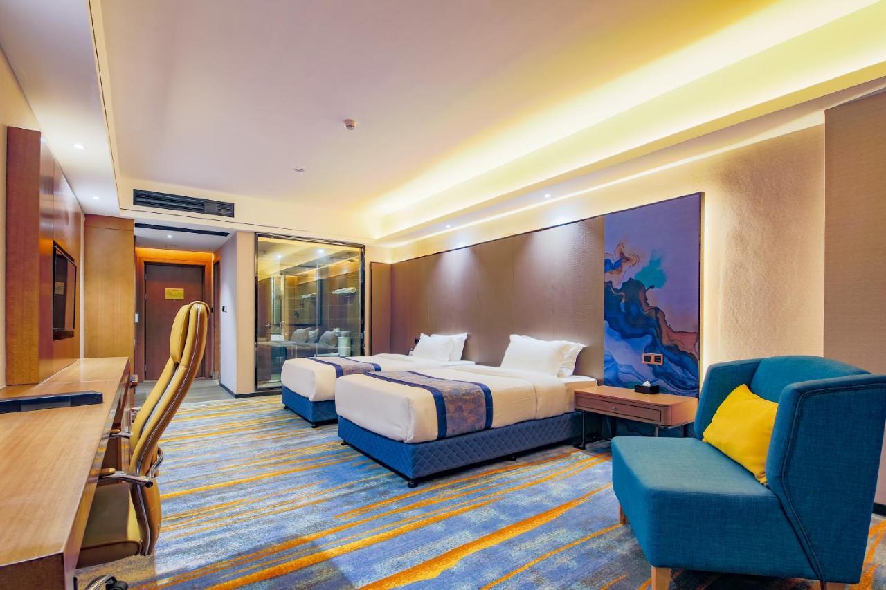 Tomorrow West Hotel Shenzhen Bagian luar foto